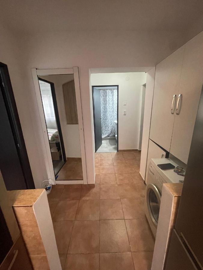 Apartament 1 Haţeg エクステリア 写真